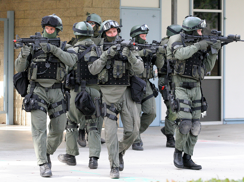Watch a SWAT team swoop on a pro CounterStrike player VG247