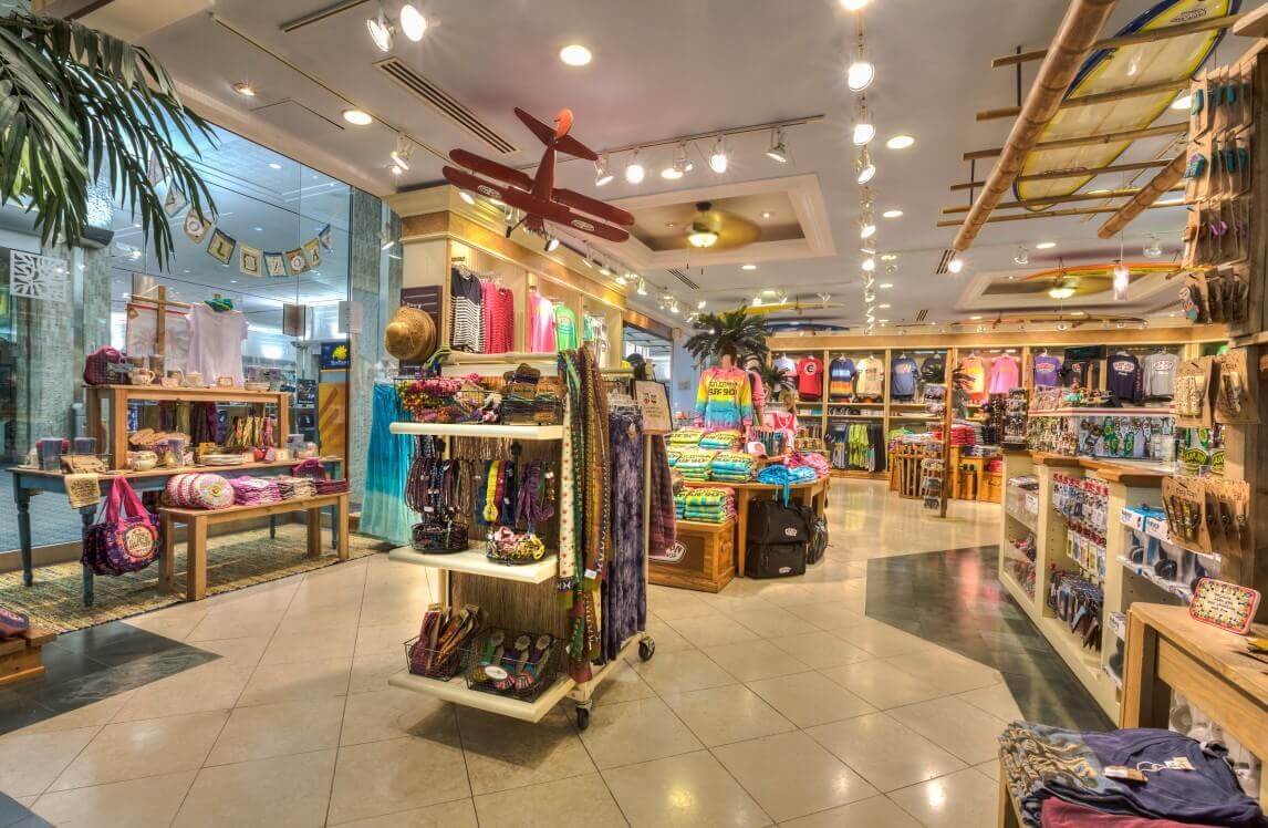 Large selection of official apparel; Sep 26, 2017 / 08:14 am edt. Explore the Best of the Bay at Tampa International Airport InMotion