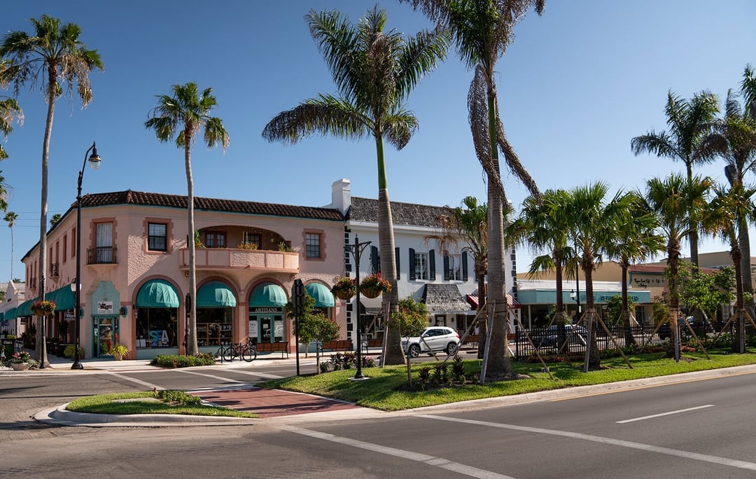 Aria by Neal Signature Homes Venice Lifestyle