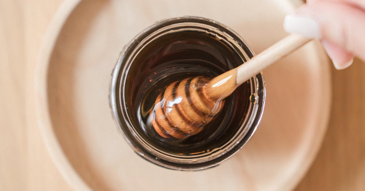 What Is The Shelf Life of Honey? Build a Stash