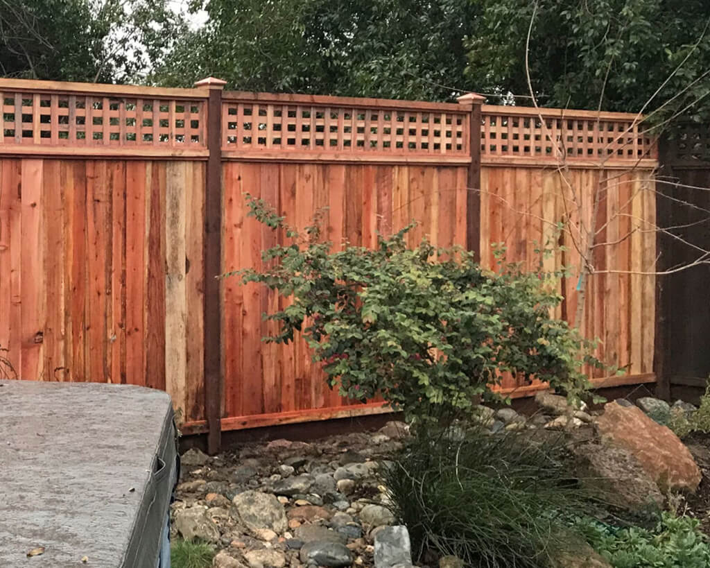 5 Lattice Fence Ideas for Your Yard