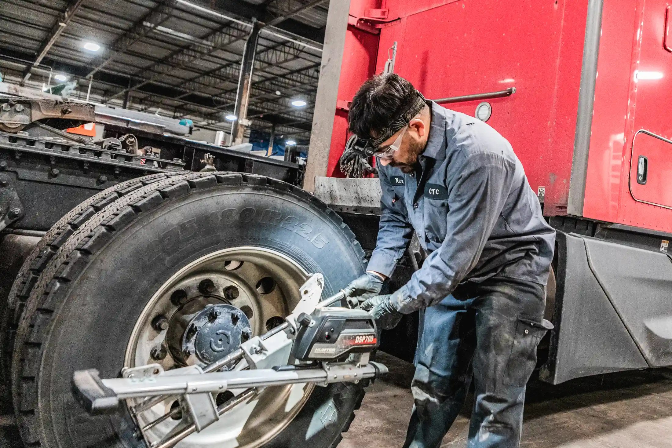 Truck & Trailer Alignment Service in Chicago, IL