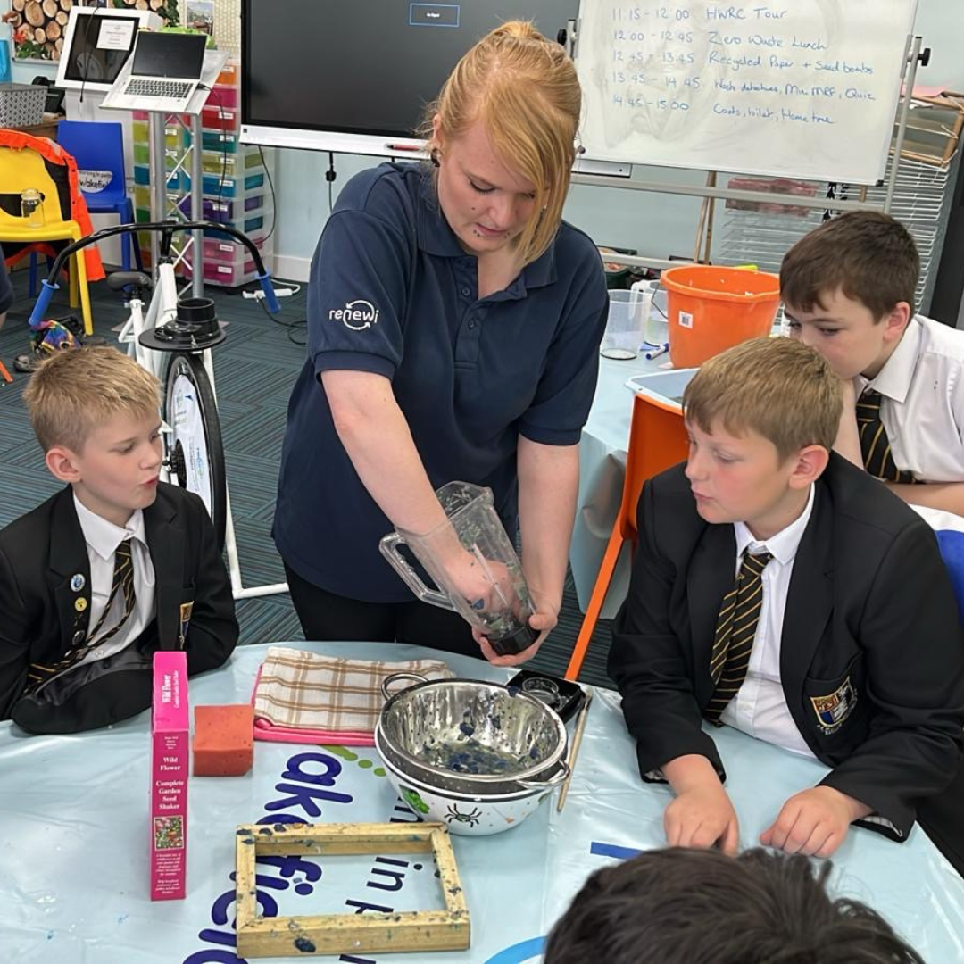 Year 6 Eco Monitors Visit Wakefield Recycling Centre Queen Elizabeth