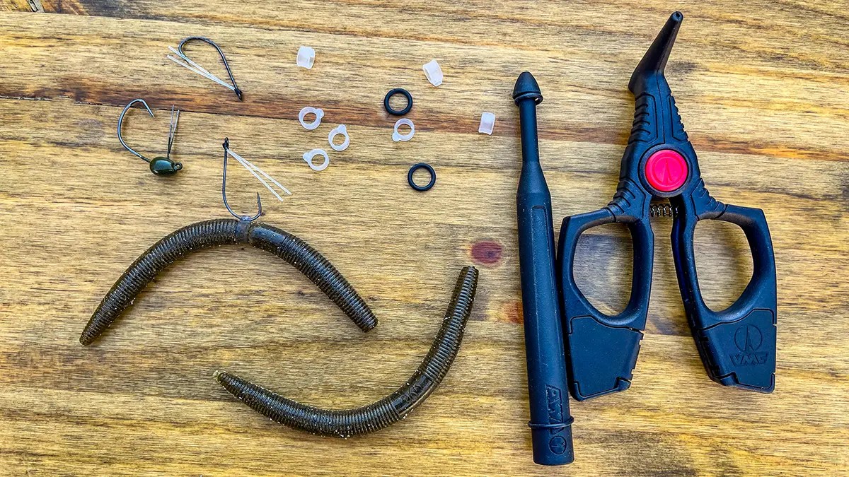 The Wacky Rig How to Rig and Fish Guide Wired2Fish