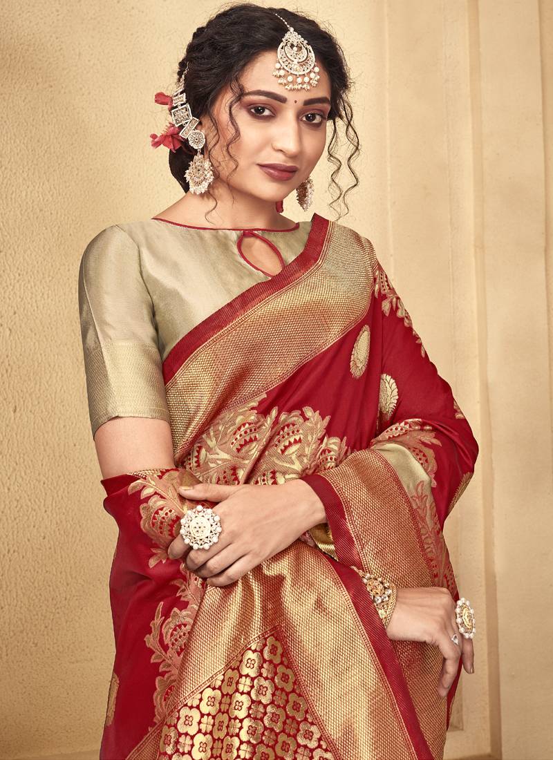 Red woven art silk saree with blouse STYLE VIEW 3126138