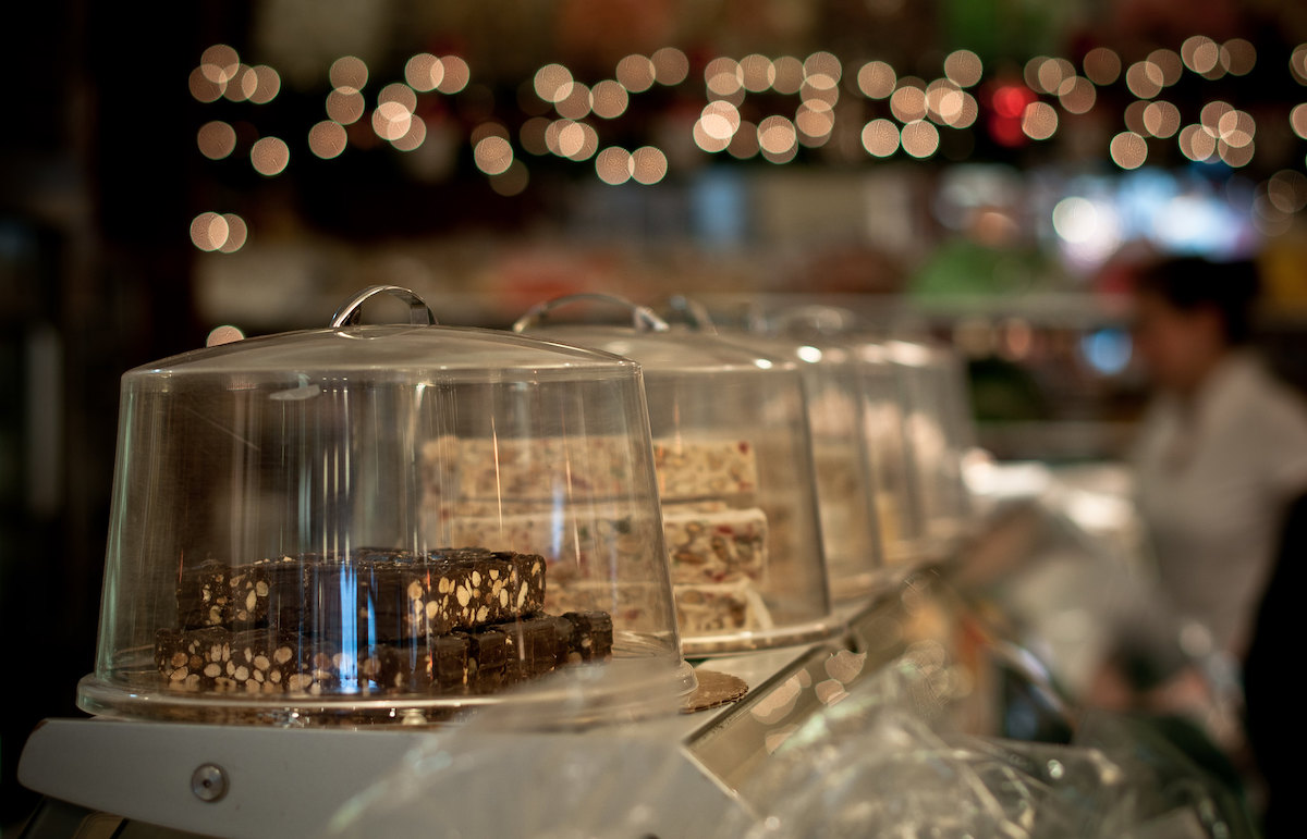 7 Best Bakeries in Boston for Canoli, Lobster Tail Pastry, & More