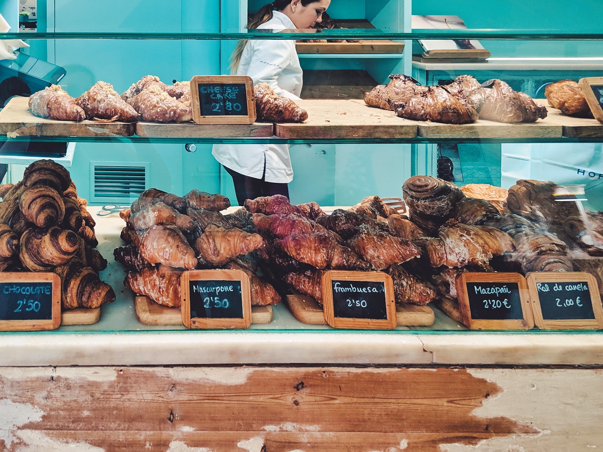 7 Best Pastry Shops in Barcelona For Cakes, Croissants, Churros, and More Devour Tours