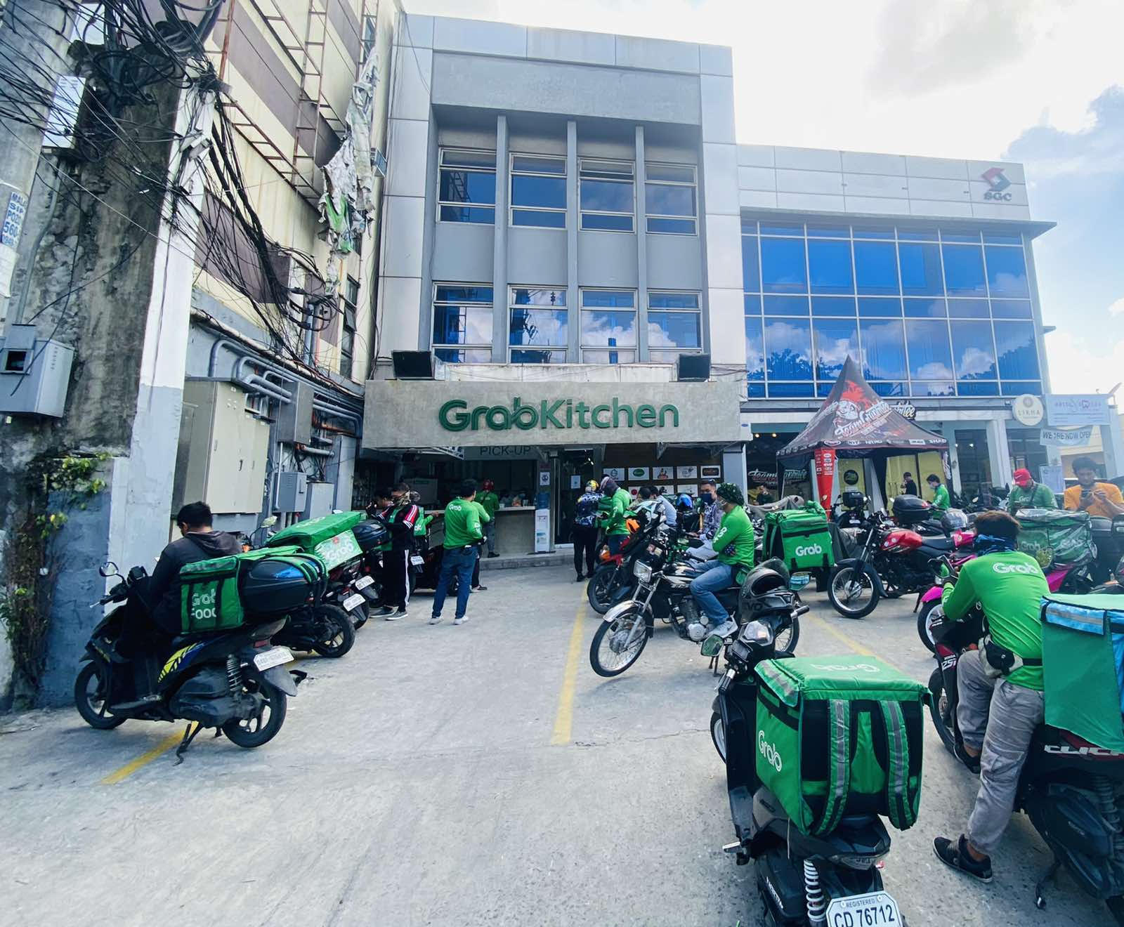LOOK GrabKitchen opens Pasig City branch