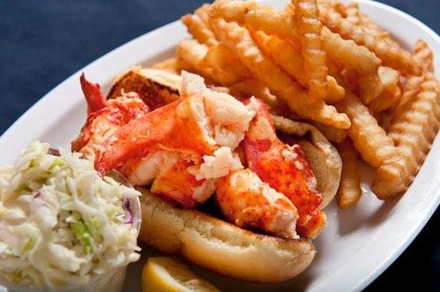 The Lobster Roll Restaurant A Amagansett, NY Restaurant Thrillist