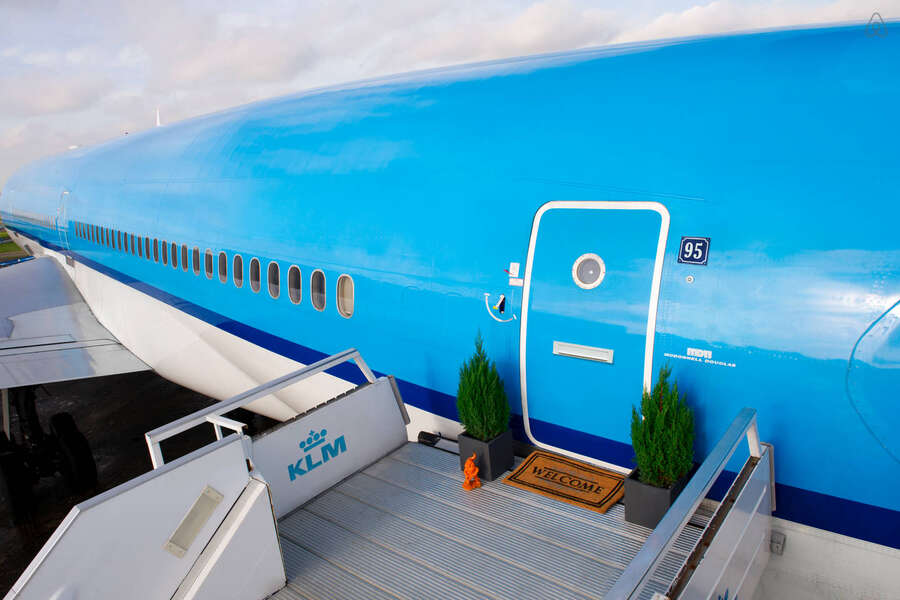 Airplane Hotel in Schiphol Aiport Amsterdam Airbnb Partners with KLM