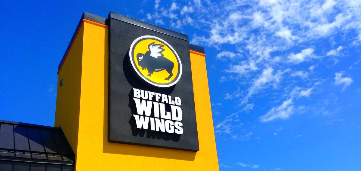 Trivia About Buffalo Wild Wings Sports Bar Chain Thrillist