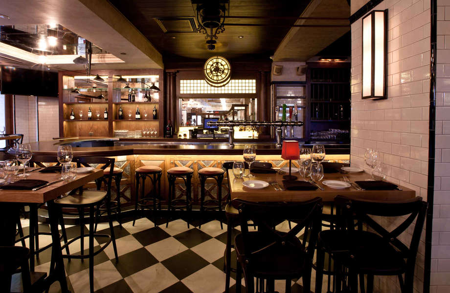 Labriola A Chicago, IL Bar Thrillist