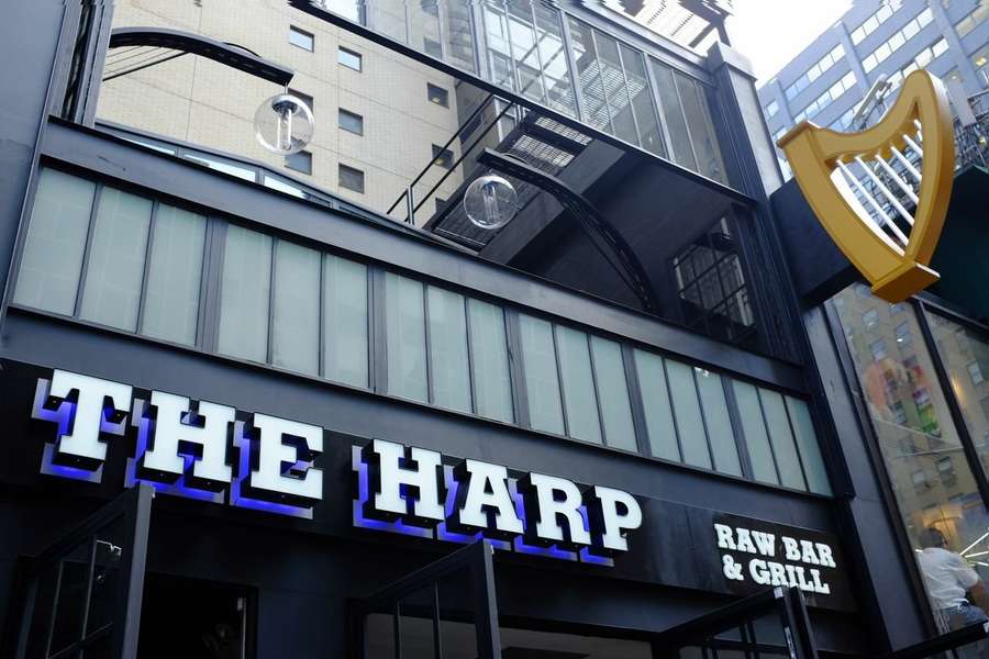 The Harp Raw Bar & Grill A Bar in New York, NY Thrillist