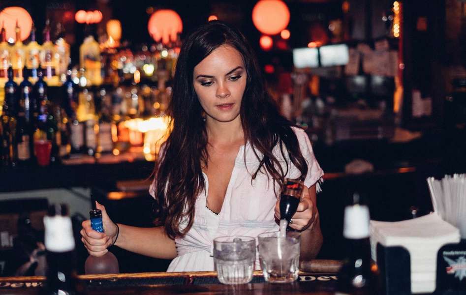 Best Female Bartenders in Dallas Thrillist