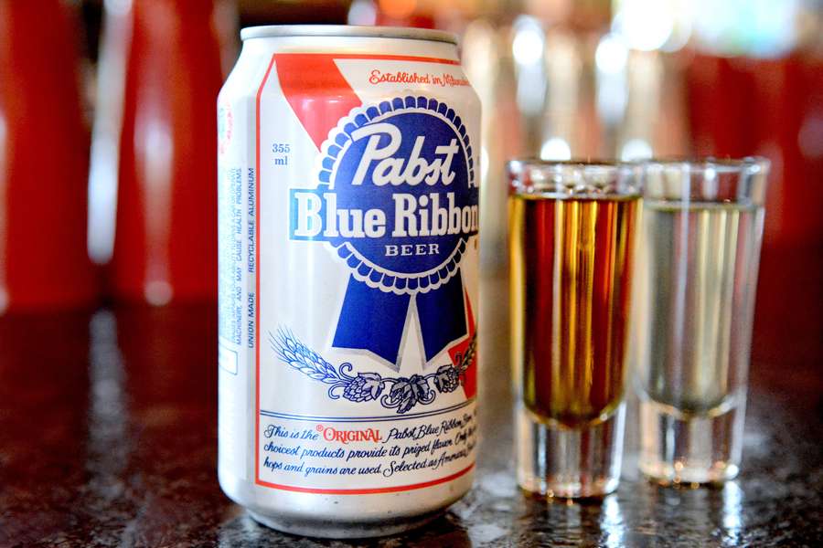 Galway Bay A Bar in Chicago, IL Thrillist