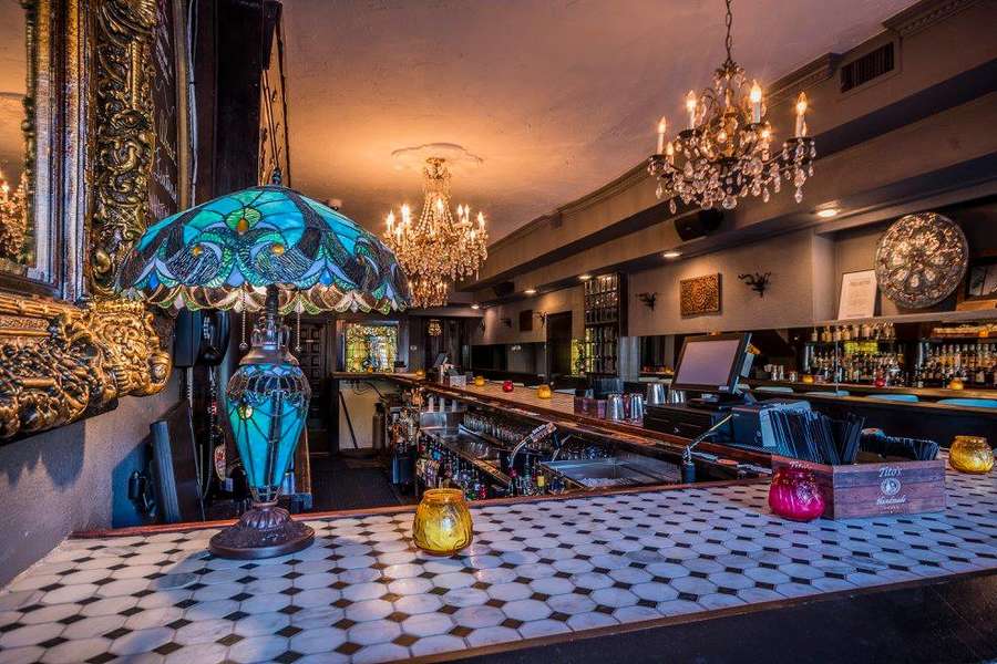 leon's lounge A Bar in Houston, TX Thrillist