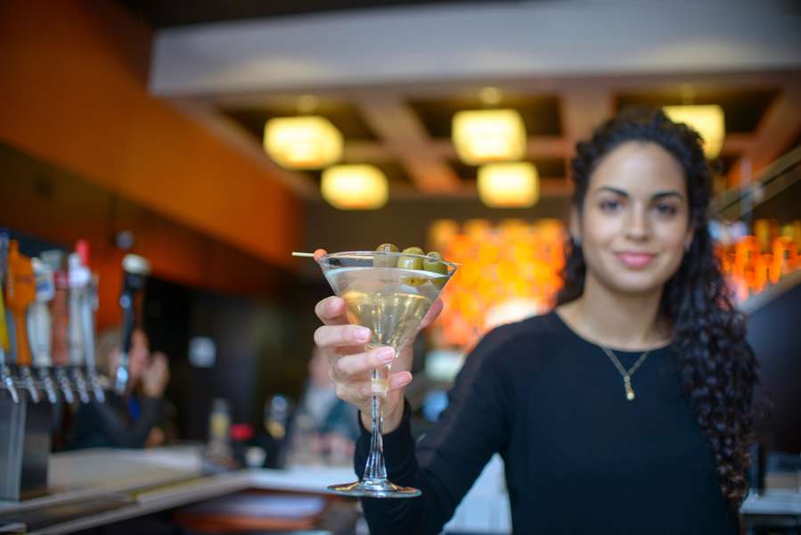 The Austin Bartenders' Guide to Finding Love (or at Least Getting Laid