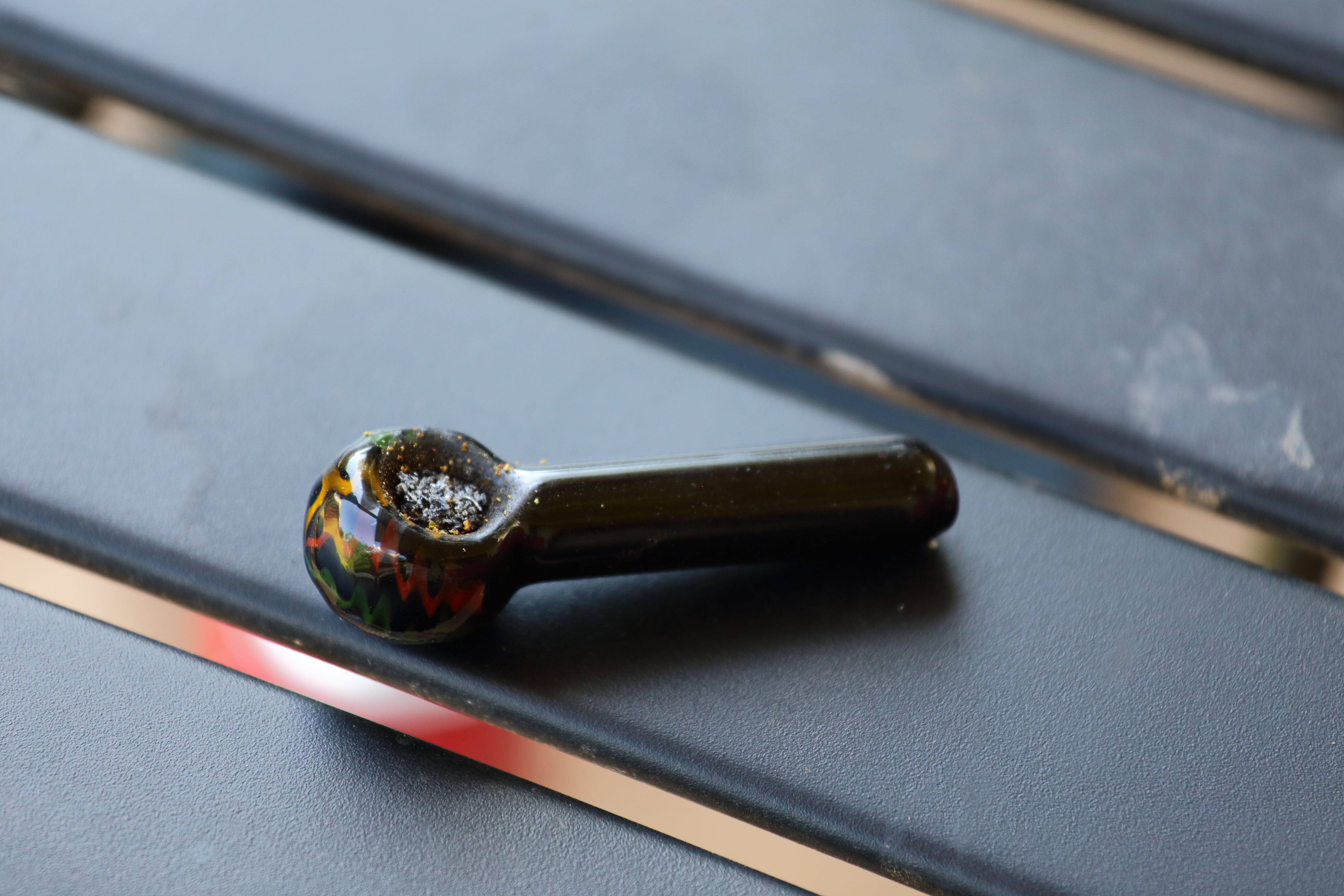 View How To Clean A Metal Marijuana Pipe Gif