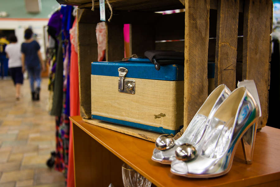 Unclaimed Baggage Center in Alabama Gets Your Lost Airline Luggage Thrillist