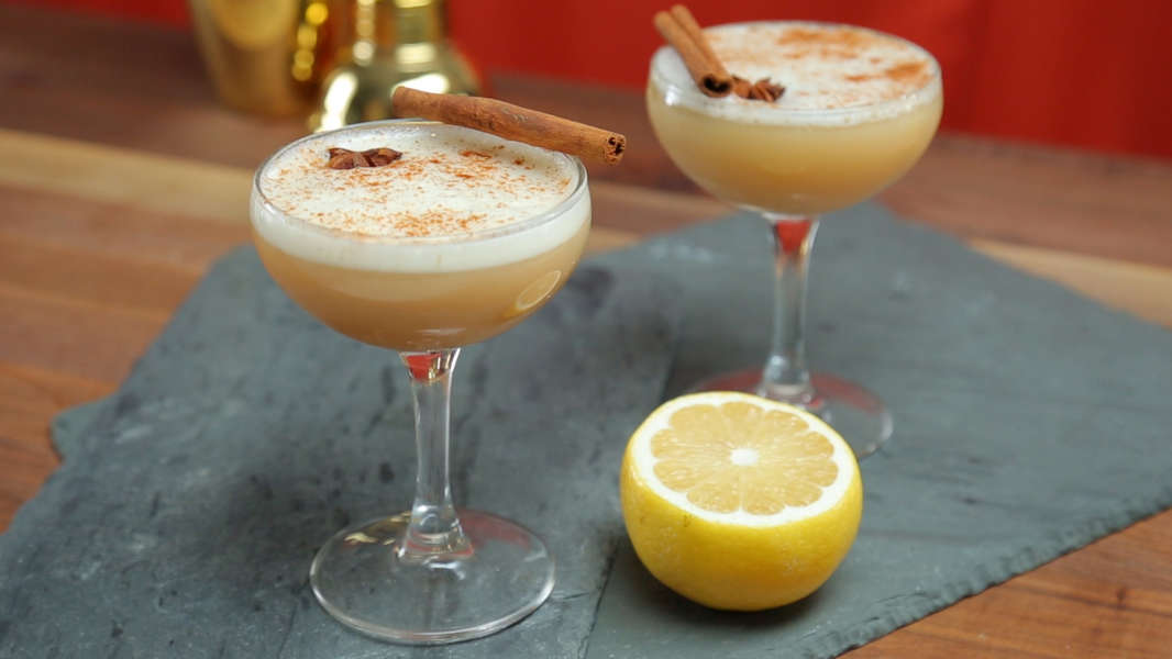 Chai Tea Cocktail Whiskey Sour Recipe Video Thrillist