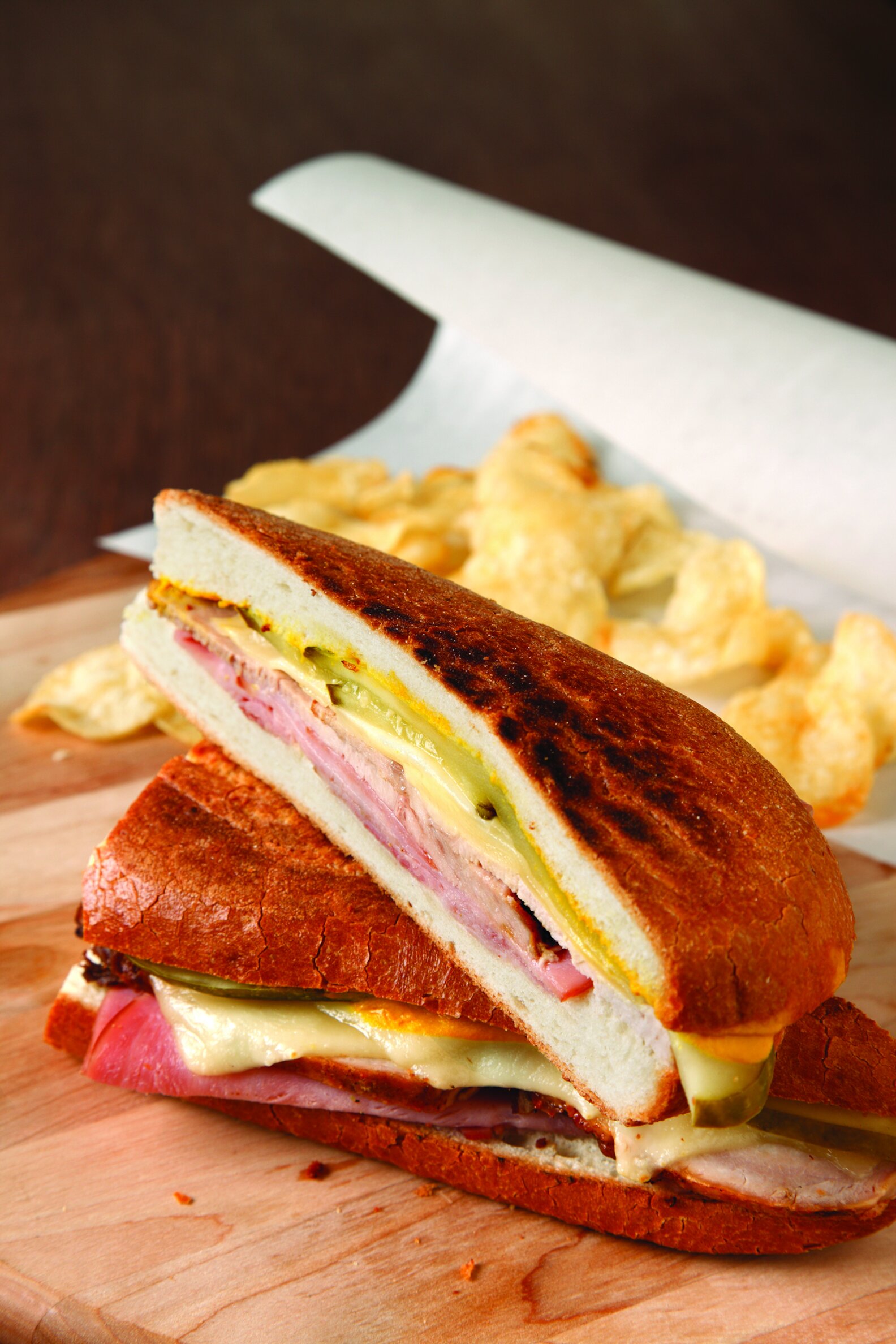 Best Foods to Eat at Marlins Park Stadium During a Baseball Game