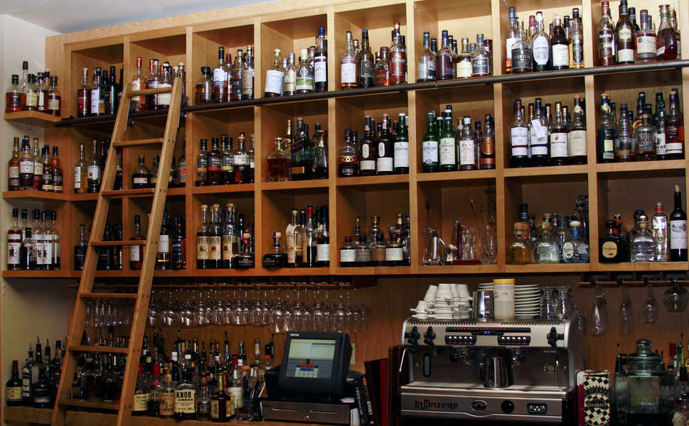 Delmonico Steakhouse Is the Best Whiskey Bar in Las Vegas Thrillist