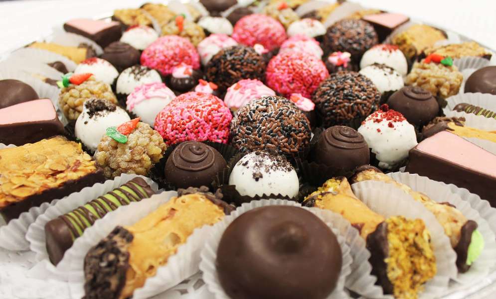 Best Bakery in Chicago Near Me Thrillist
