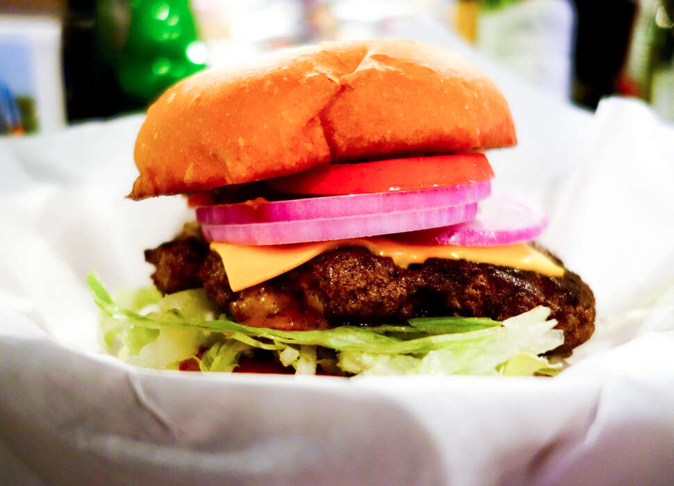 Burger Restaurants in Dallas for the Best Hamburger Burger Quest