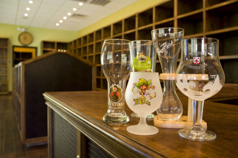 Beer Wine & Co. A Bar in Bethesda, MD Thrillist