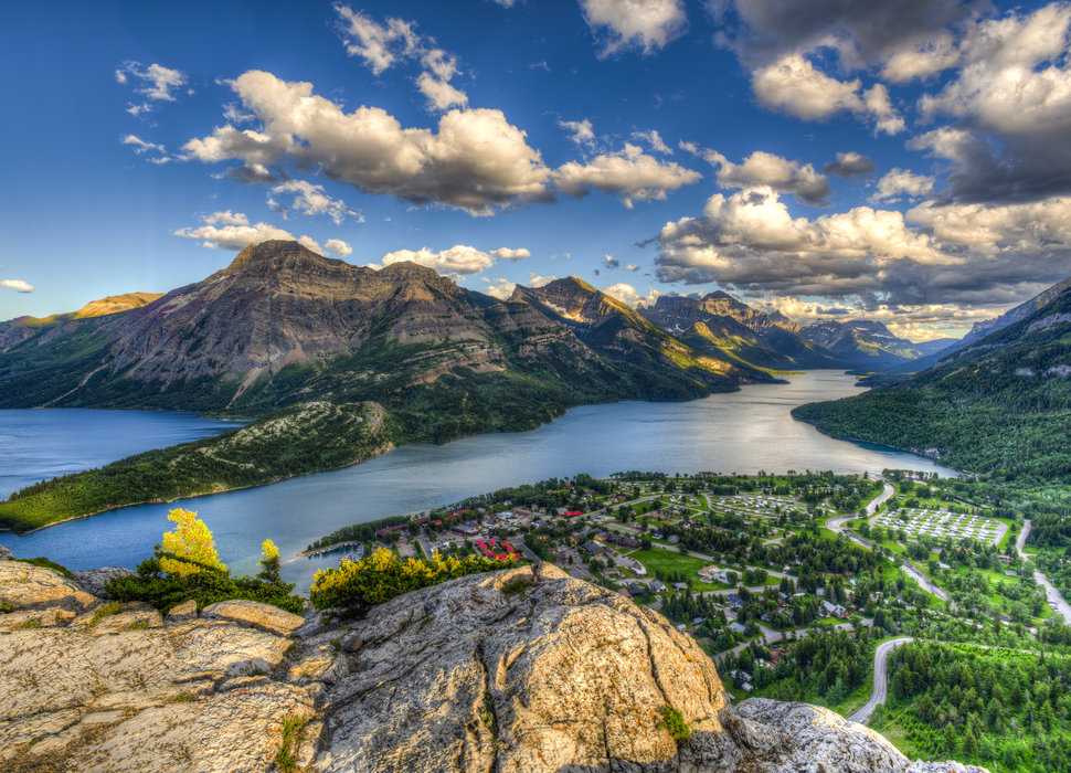 Things to Do in the Canadian Rockies Most Beautiful Views [Photos