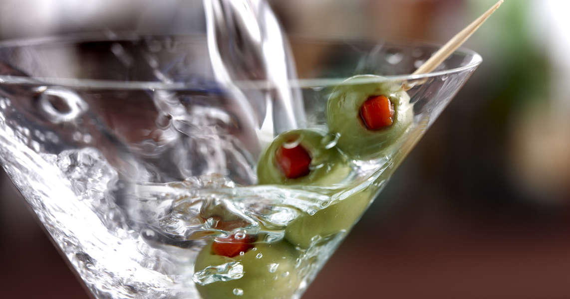 Popular Drink Names 14 Names of Mixed Alcoholic Drinks Thrillist