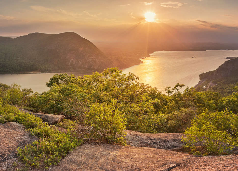 Best Hiking Near NYC Day Hikes, Trails & Parks You Need to Check Out
