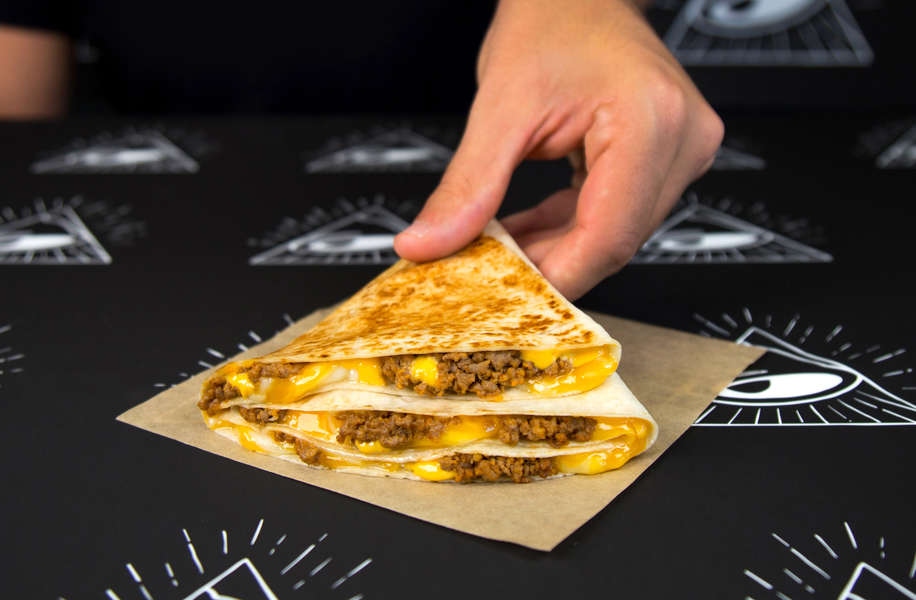 Taco Bell Dollar Menu Items Revealed for 2018 Thrillist