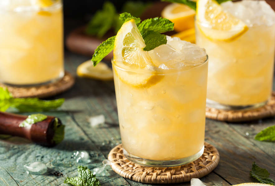 Drinks Bartenders Make to Impress People Thrillist