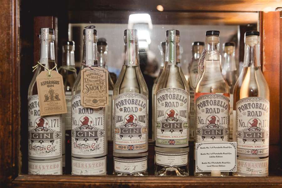 Best English Gins Thrillist