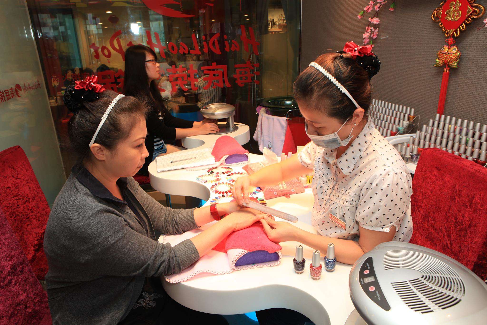 Haidilao is an experience. Karen K. Lee