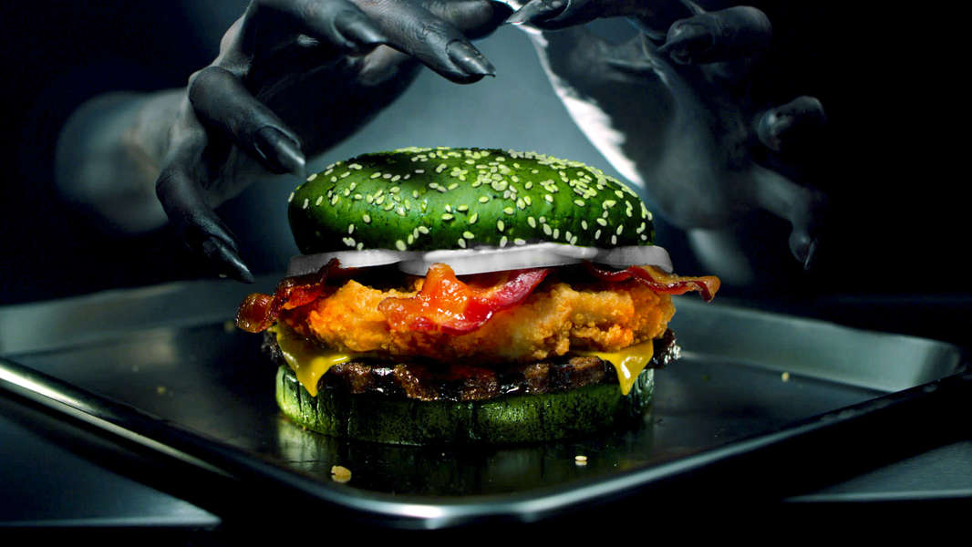 Burger King's the Nightmare King Has Green Buns Thrillist