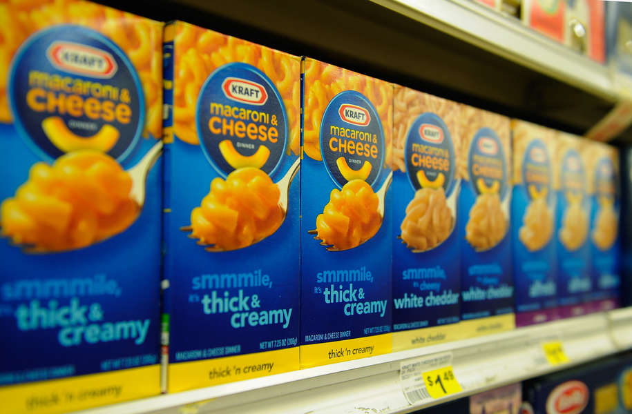 Kraft's Grocery Store Offers Free Food During Government Shutdown