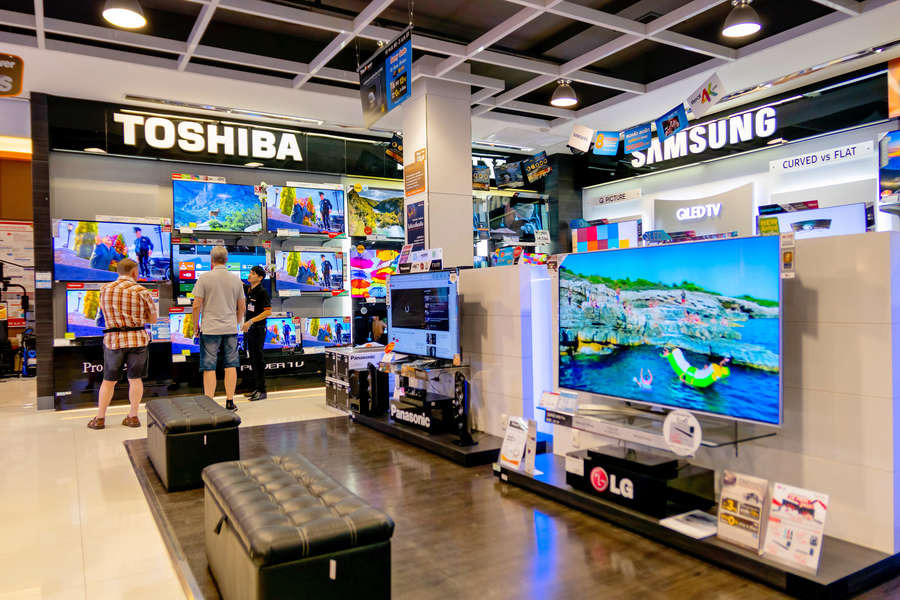 Best Labor Day Tech Sales 2019 TVs, Laptops, Headphone, Phone Deals