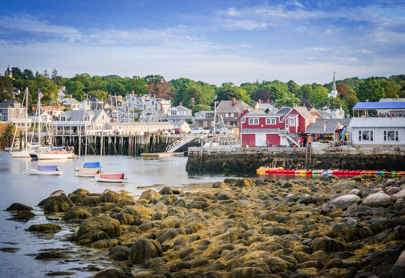 Best Small Towns in Massachusetts for Weekend Getaways & Easy Trips