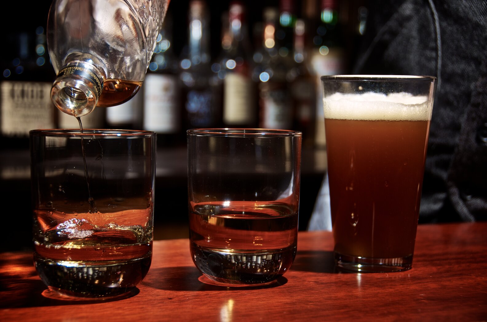 Best Cleveland Dive Bars for Cheap Drinks Thrillist