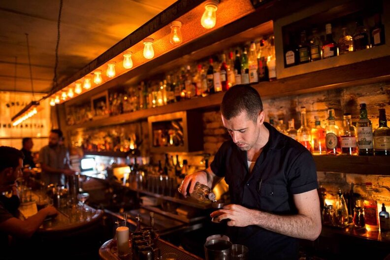 Best Speakeasies NYC Secret & Secluded Bars to Drink at Right Now