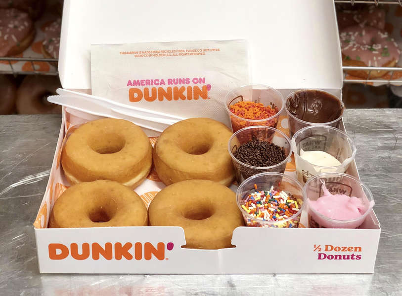 Dunkin' DIY Donut Kit How to Frost & Decorate Your Own Donuts At Home