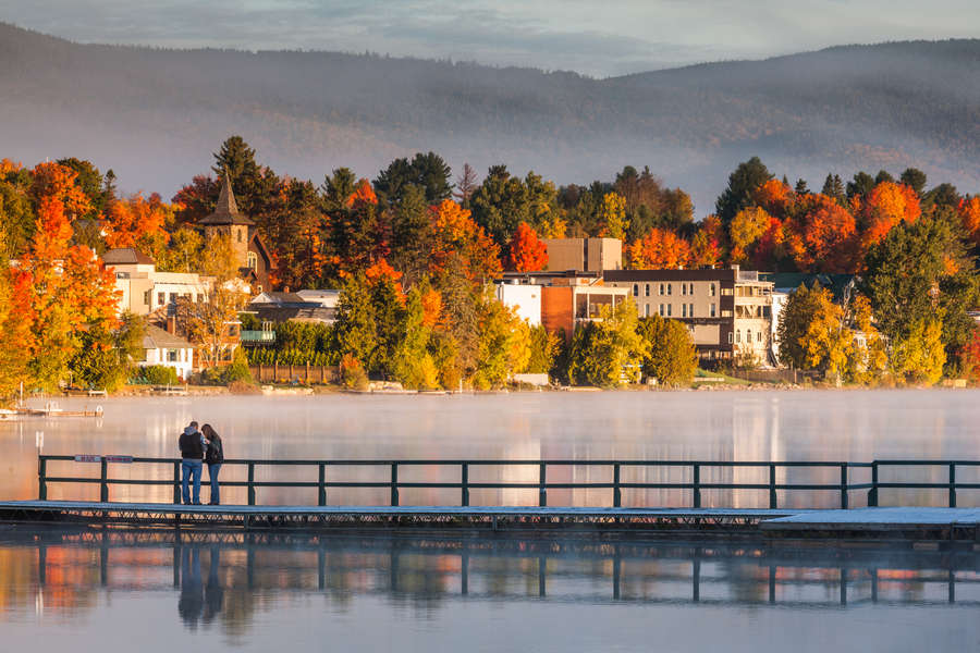 Best Mountain Lake Towns in the USA Serene Spots to Visit Right Now