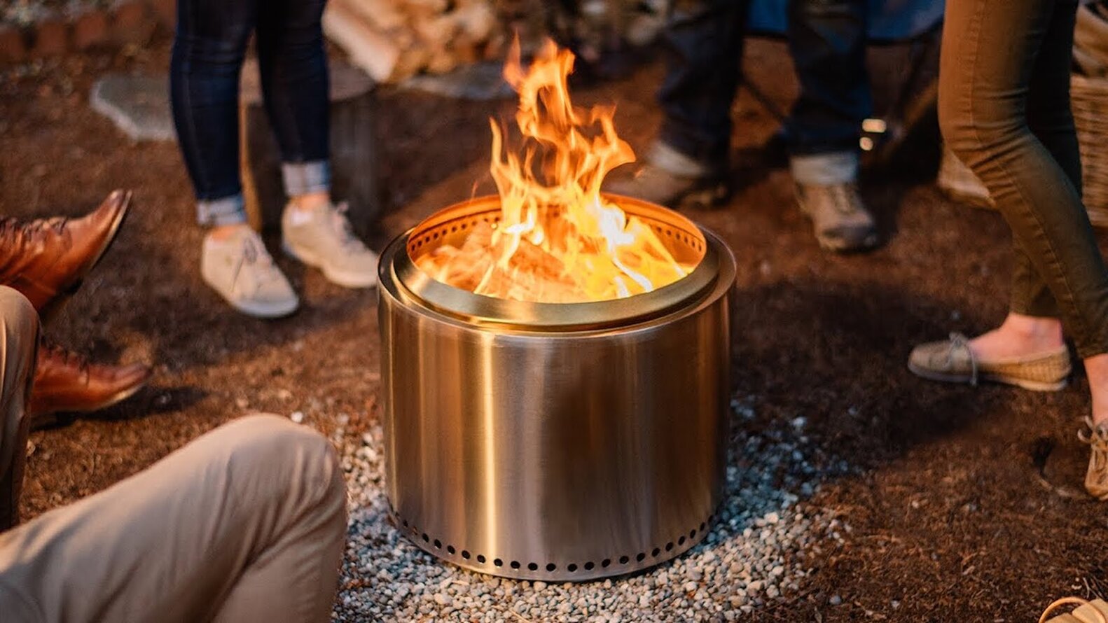 Solo Stove Bonfire and Grill Bundle on Sale Thrillist