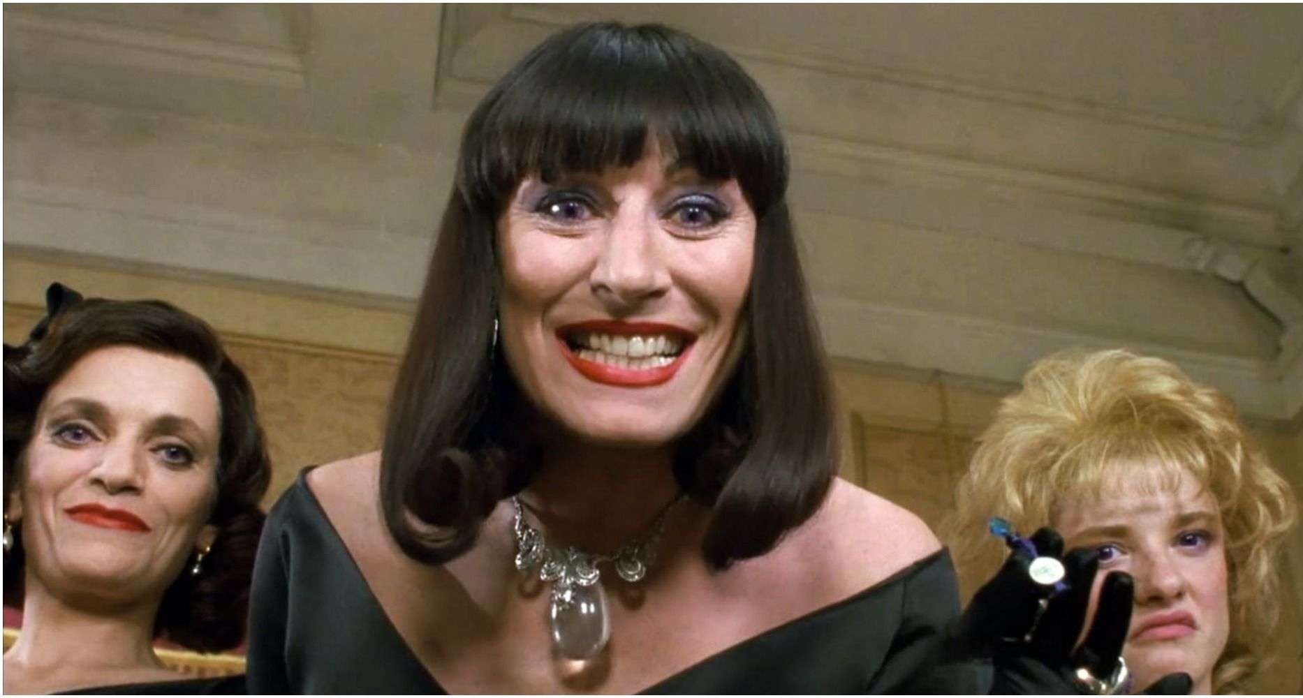 The Witches' 1990 Review: Why The Anjelica Huston Version Is Worth Watching - Thrillist