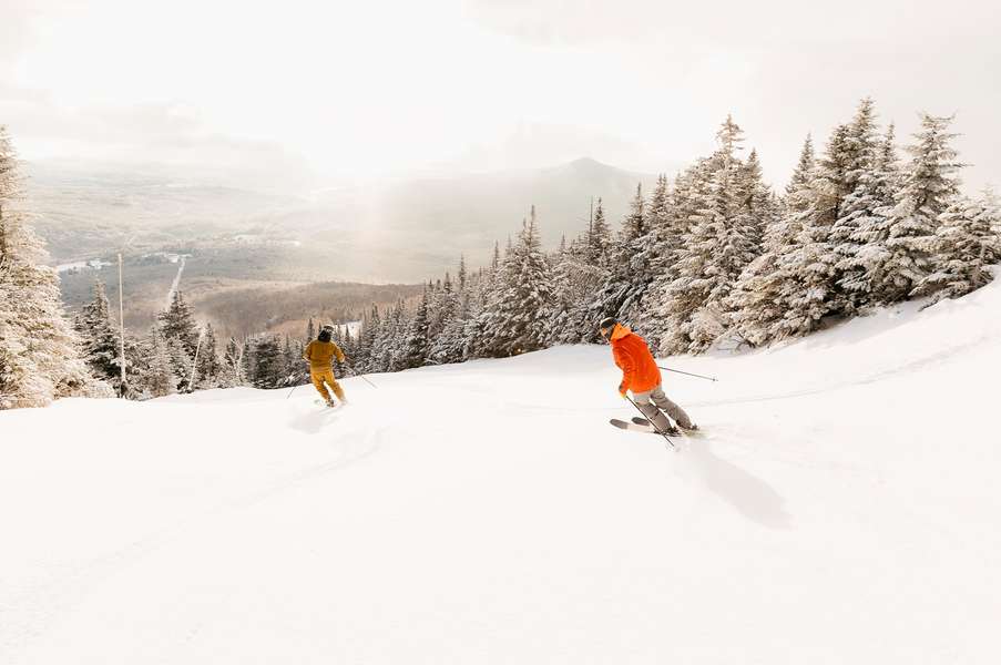 Best Skiing in New England Top Mountains & Resorts to Visit This