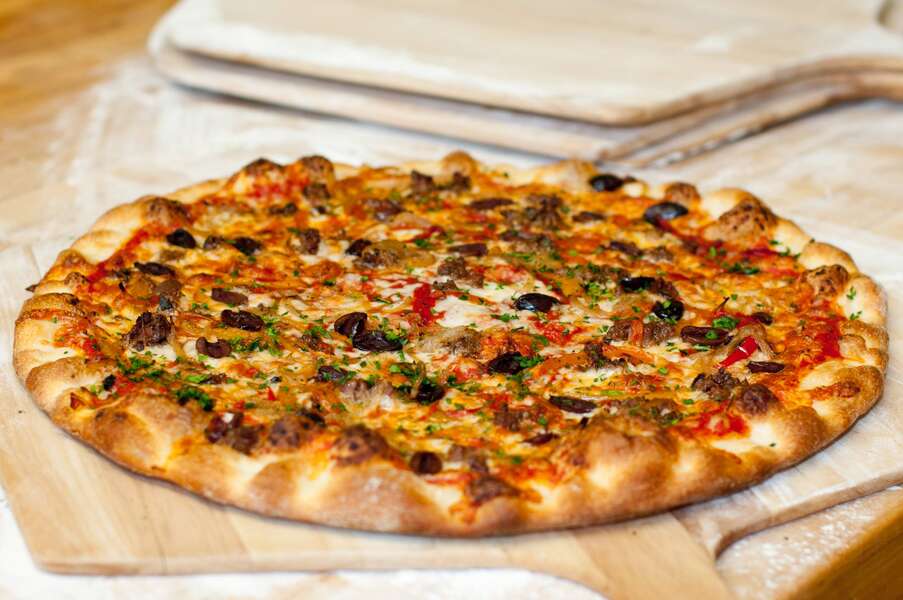 Pizza Delicious New Orleans, LA Thrillist
