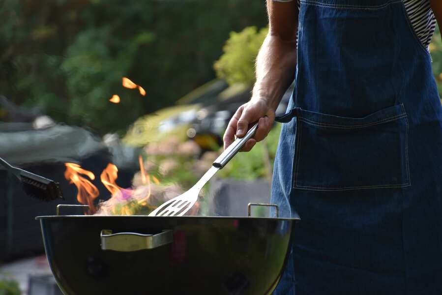 Best Memorial Day Sales on Grills & Smokers Deals on er, CharBroil