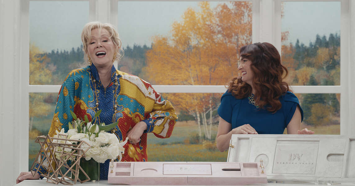 Funniest TV Shows of 2021 All the Series Worth Streaming Right Now Thrillist